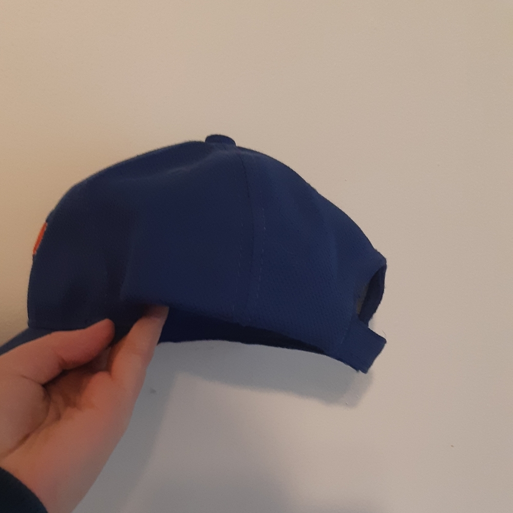 Toronto Blue Jays Ball Cap - Picture 2 of 3